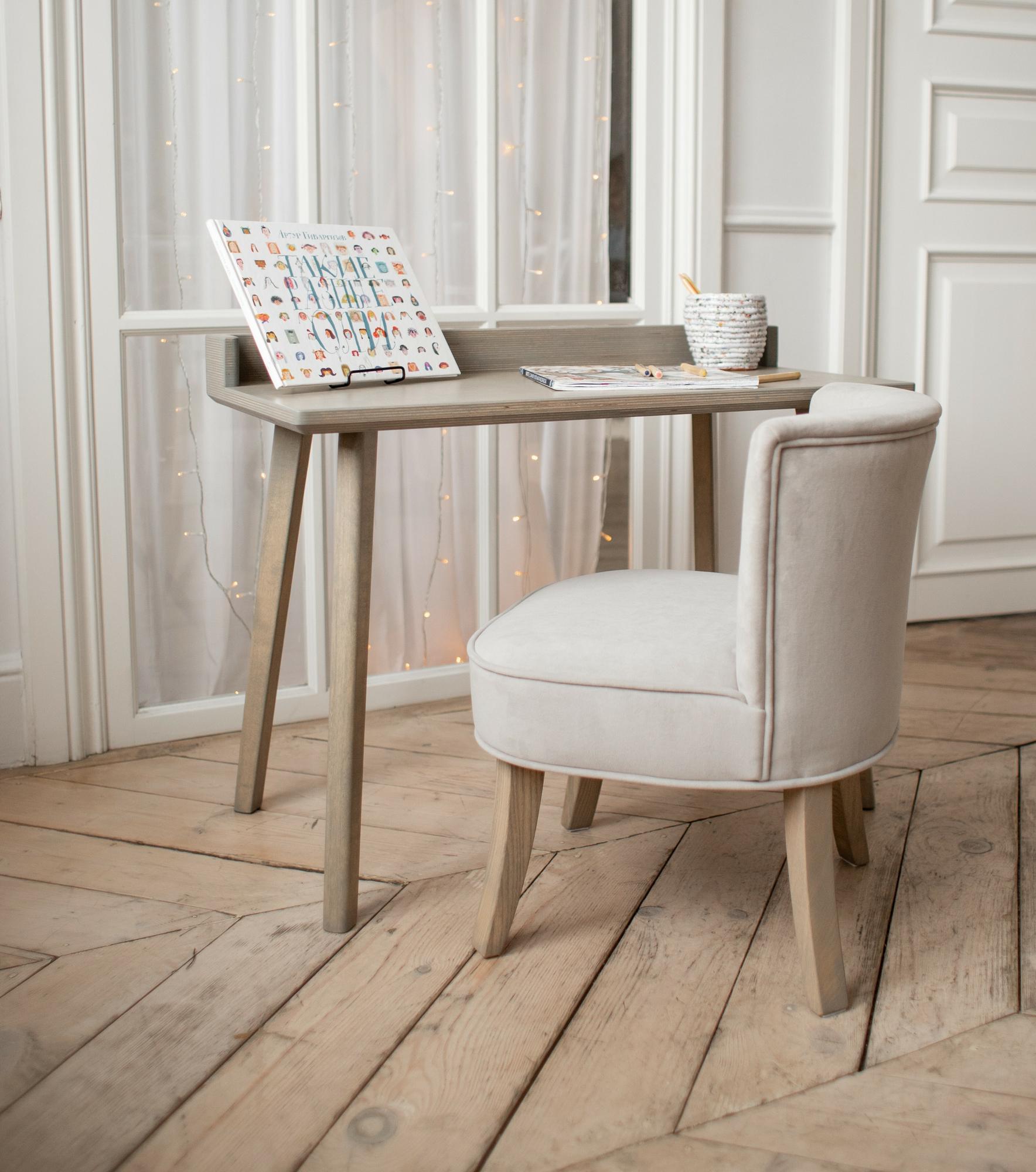 Комплект стола со стульчиком 3-8 лет