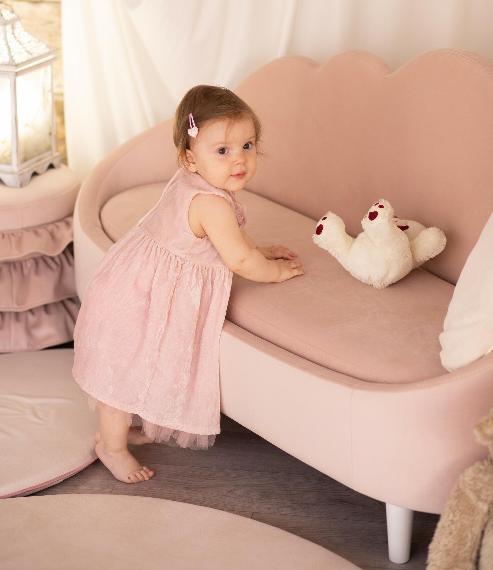 Диван интерьерный детский пудра модель ОБЛАЧКО