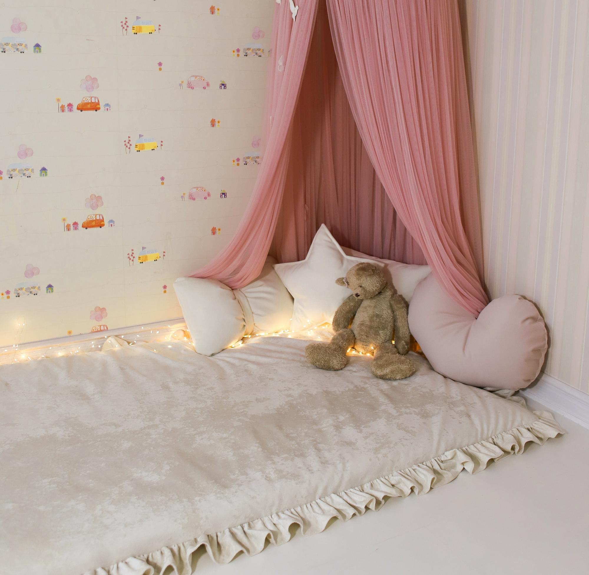 Ковер-пуф с рюшей прямоугольный