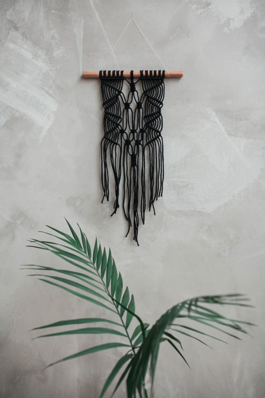 Черное макраме