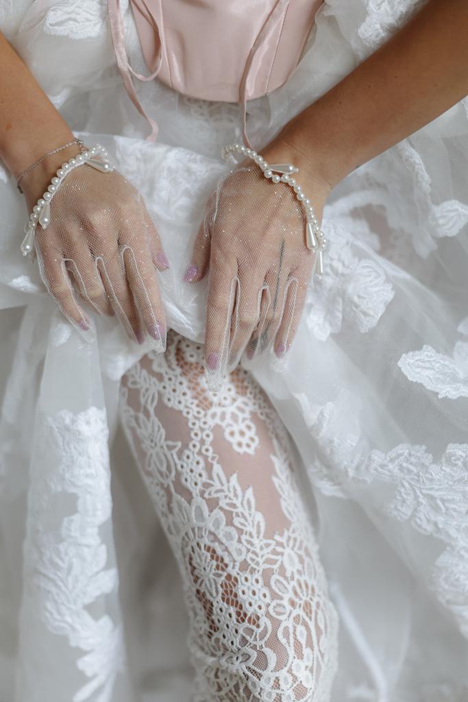 Gloves58