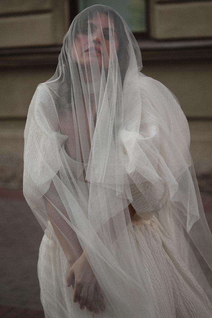 Фата из шёлковой сетки