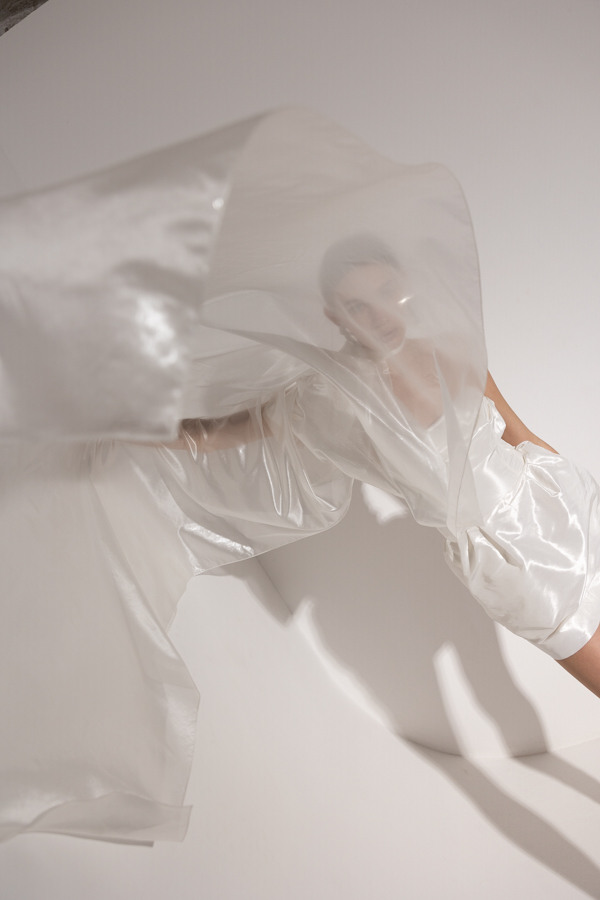 Кейп-шлейф из шелковой органзы