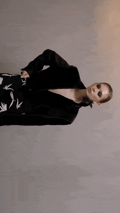 Укороченный жакет Joyce Black