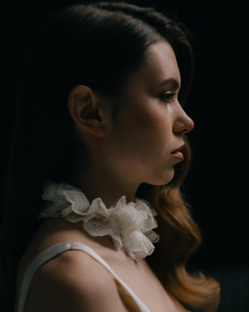 Чокер-жабо из кружева