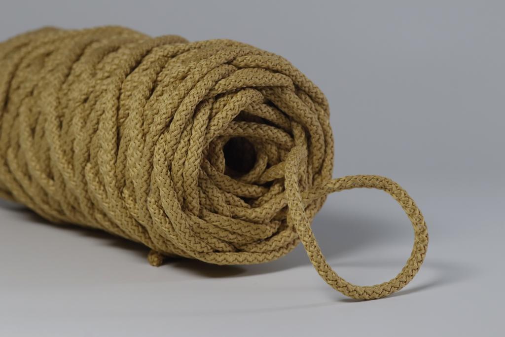 Полиэфирный шнур для вязания 5 мм Золото