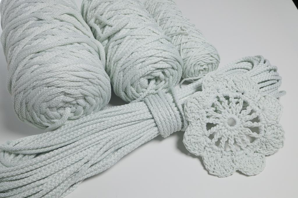 Полиэфирный шнур для вязания 5 мм Жемчуг-лагуна