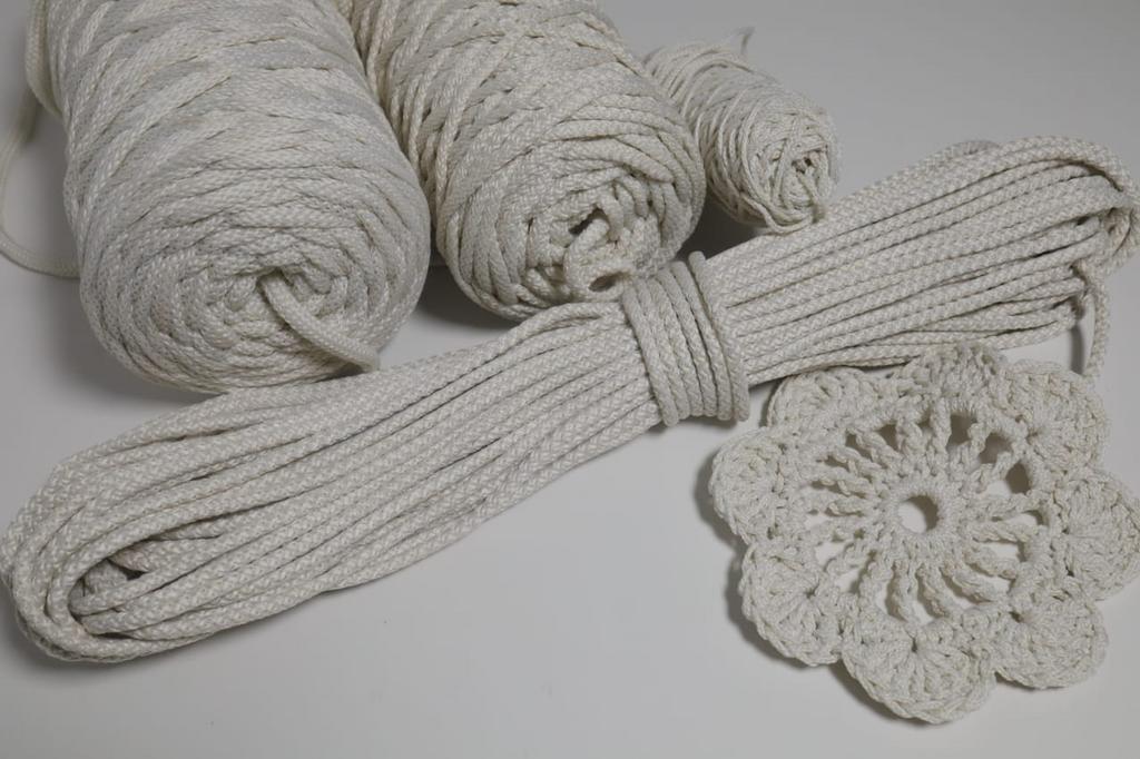 Полиэфирный шнур 2 мм Жемчуг-крем-брюле