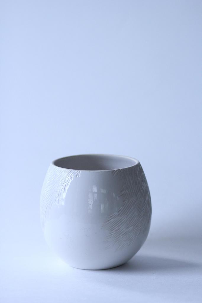 Ваза с перьевой нарезкой