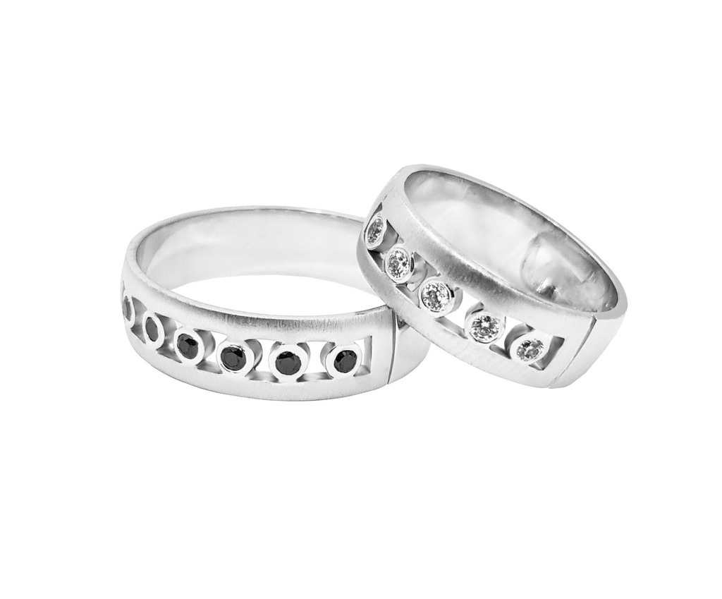 ОБРУЧАЛЬНЫЕ КОЛЬЦА N560977