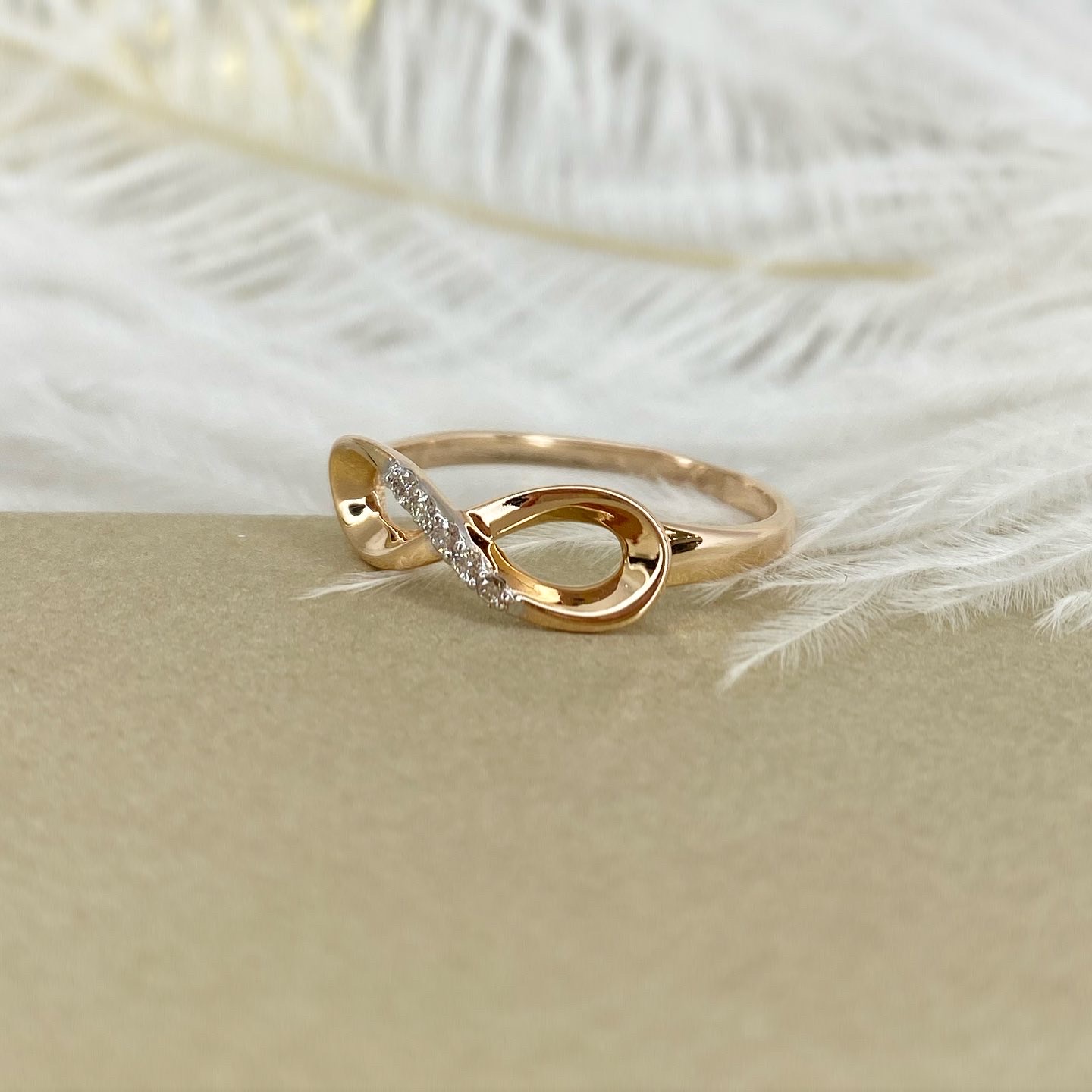 КОЛЬЦО "БЕСКОНЕЧНОСТЬ"