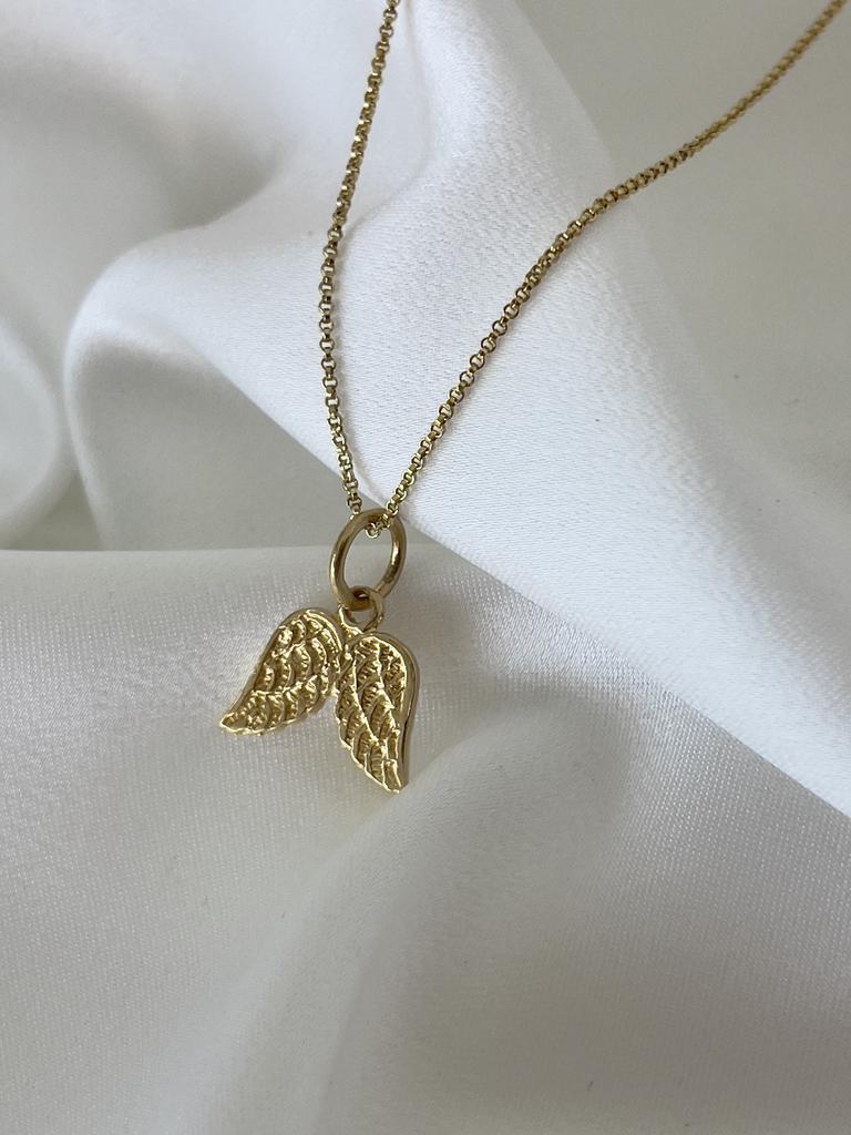 Angel wings pendant
