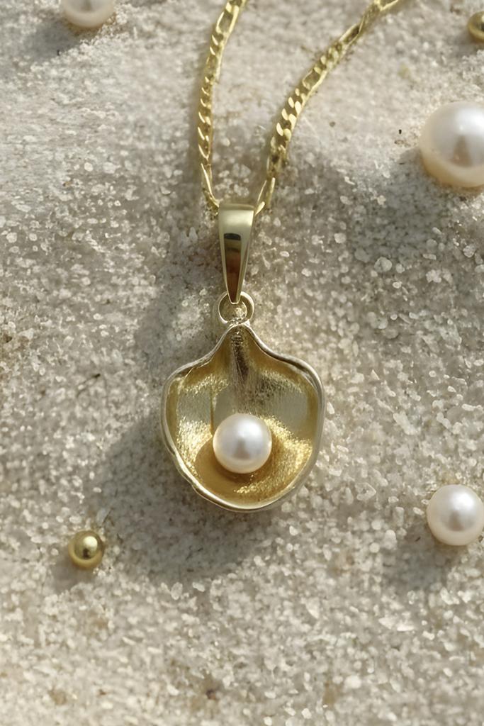 Pendant "Ocean's Secret"