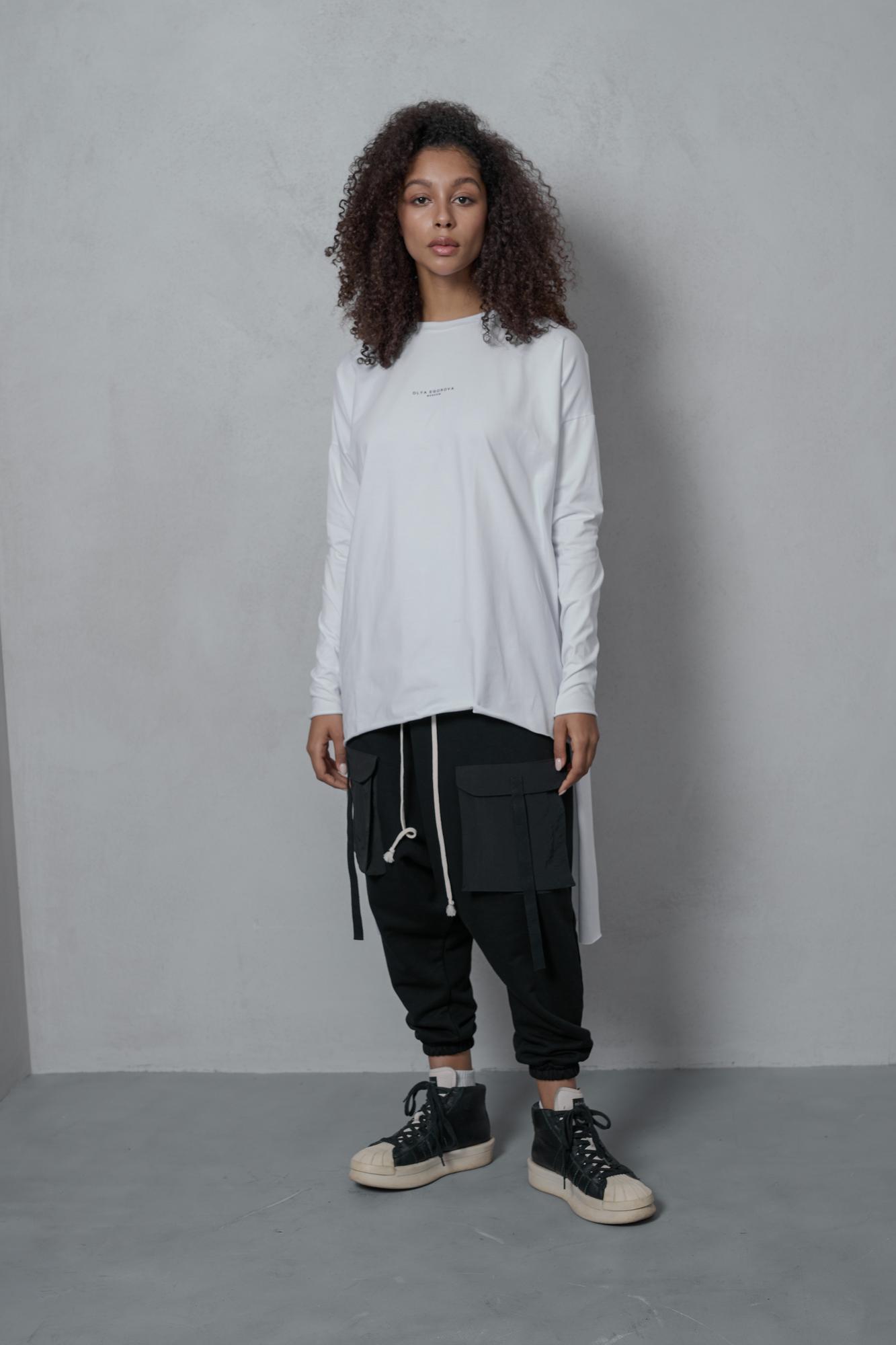 Лонгслив с длинной спиной