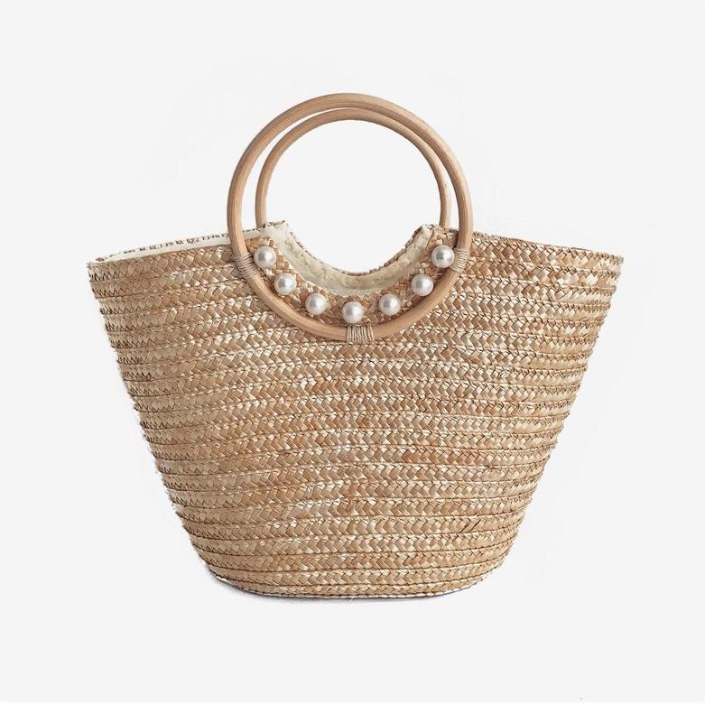Сумка-корзинка из соломы с жемчугом