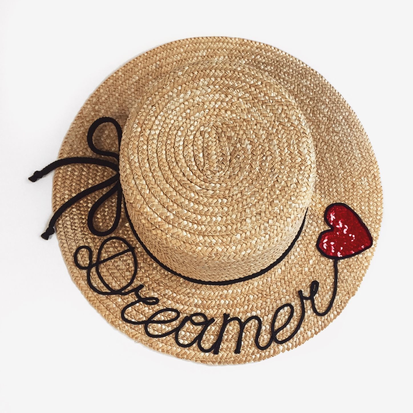 Канотье из соломы с ручной  вышивкой