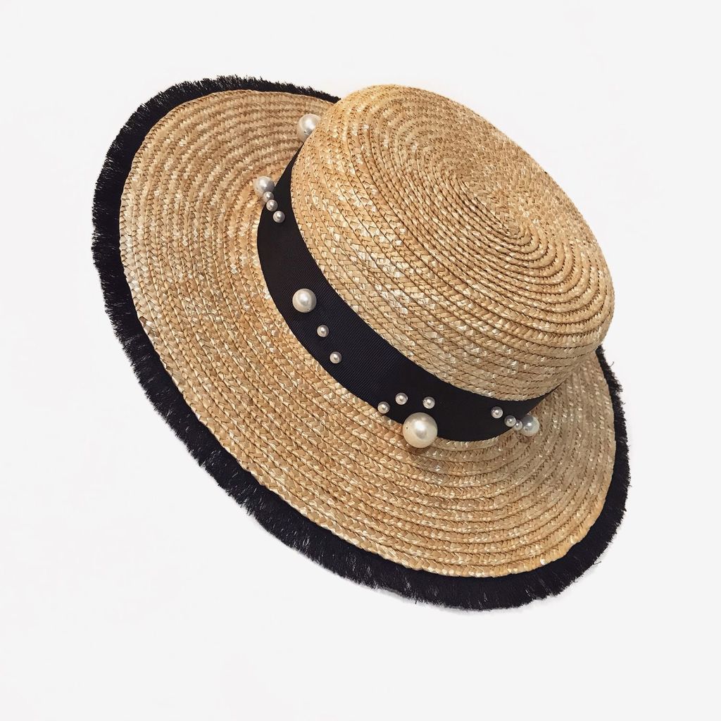 Канотье из соломы