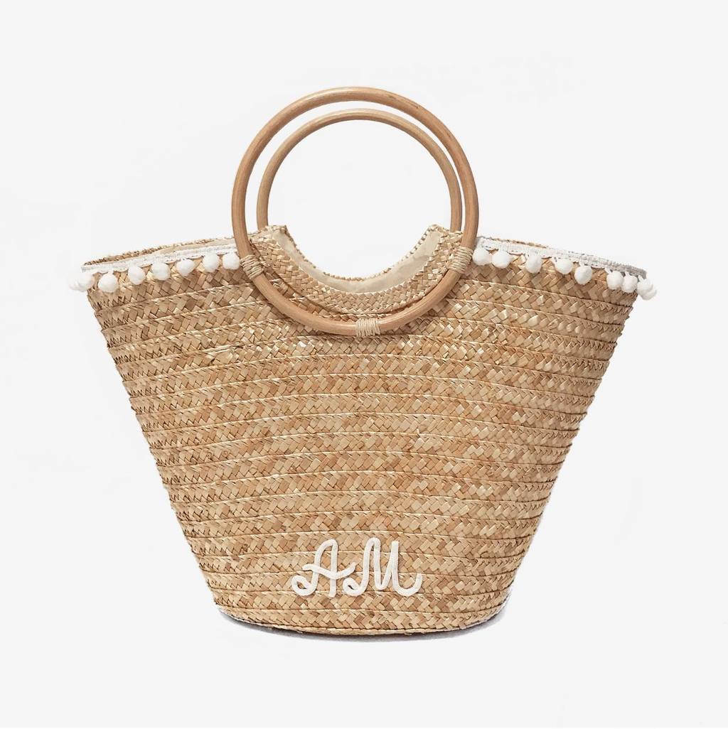 Сумка-корзинка из соломы с вышивкой