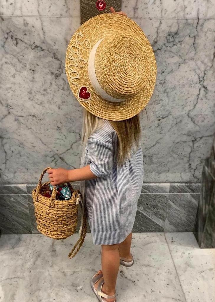 Шляпа канотье детское из соломы с ручной вышивкой персонализация, поля 8 см