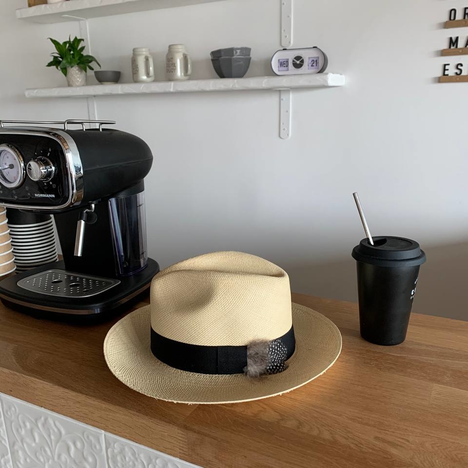 Федора из эквадорской соломки токилья, поля 6 см