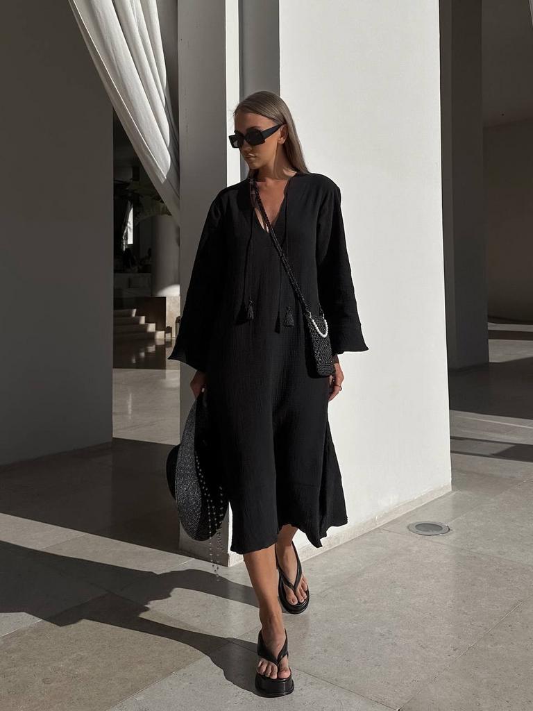 Платье из муслина с V образным вырезом и шнурком с кисточкой/черный