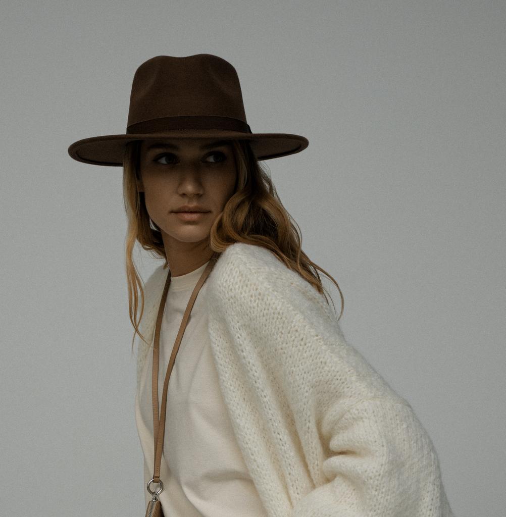 Шляпа федора FF03 широкополая с прямыми полями из фетра/горький шоколад