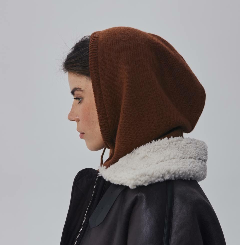 Капор из шерсти ягненка и кашемира/терракотовый