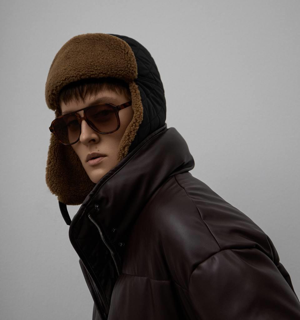 Ушанка из стеганной ткани/кэмэл