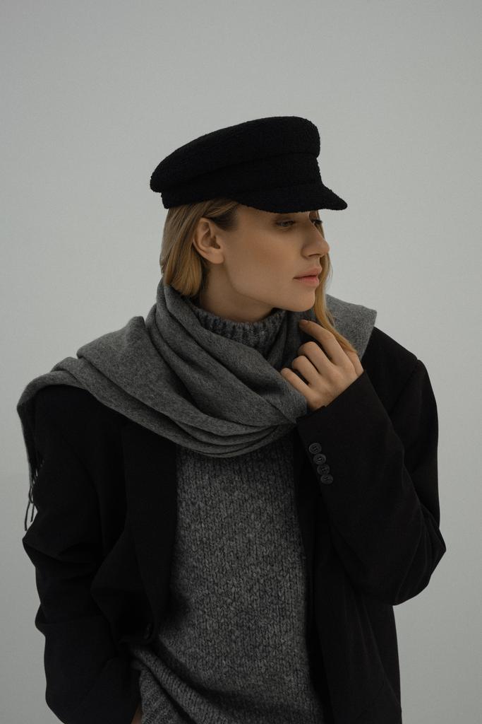 Картуз из шерсти букле/черный