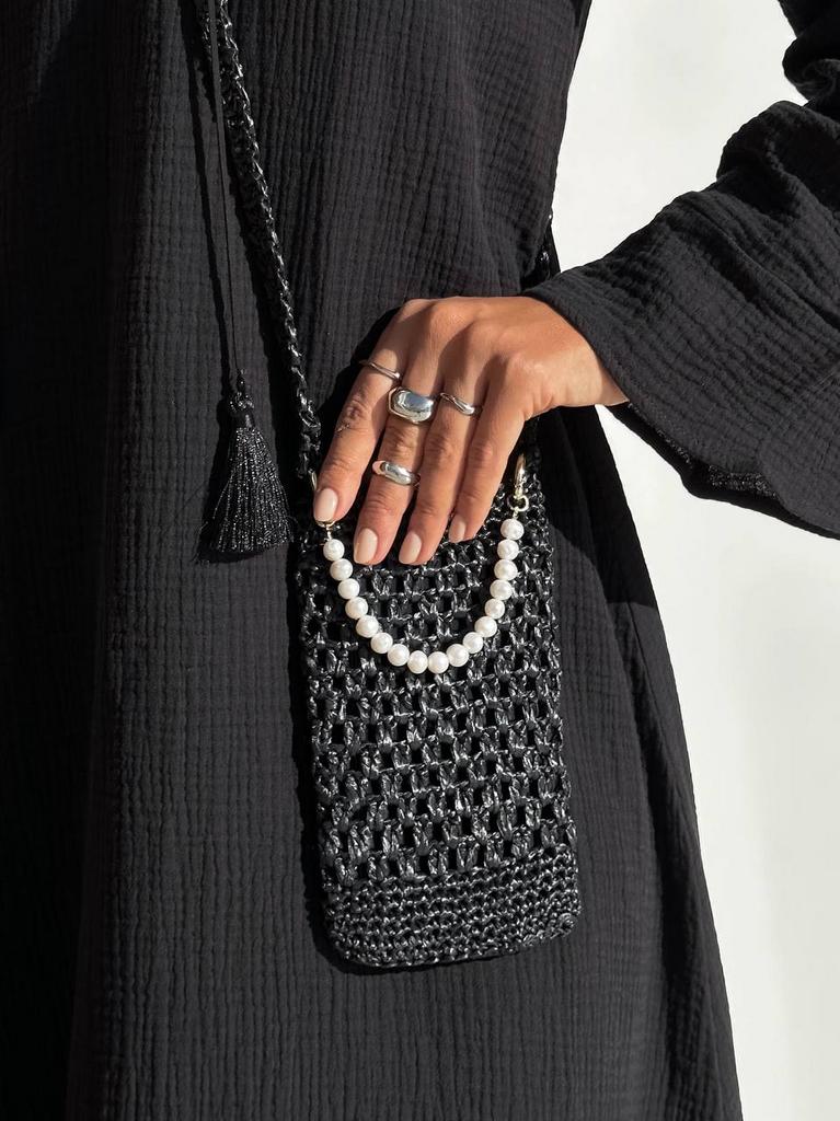 Мини-сумка из рафии с натуральным жемчугом/черный