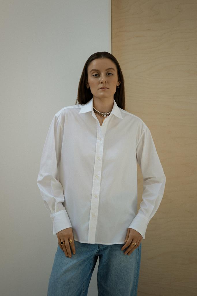 Рубашка из итальянского хлопка с перламутровыми пуговицами/белый
