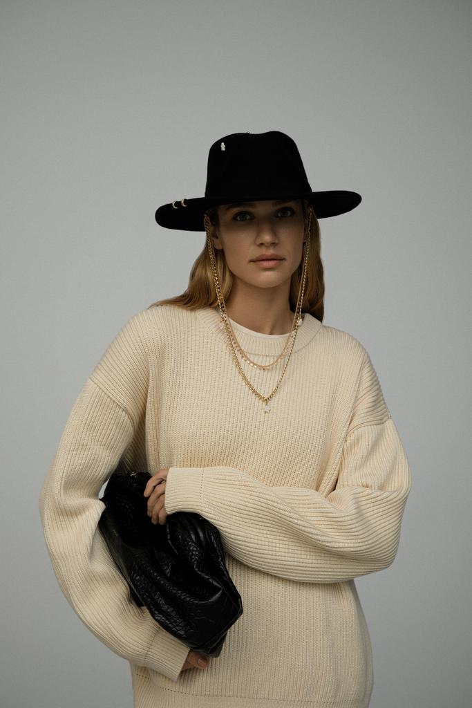 Шляпа федора FF03 широкополая из фетра с пирсингом, булавой и цепочкой «ЗВЕЗДА»/черный