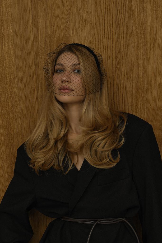 Ободок из натурального шёлка с вуалью/чёрный