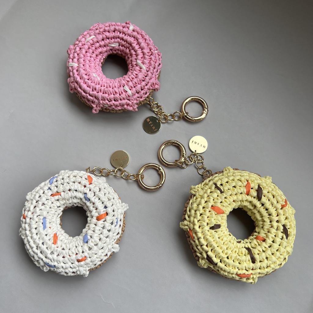 Брелок из рафии «ПОНЧИК»