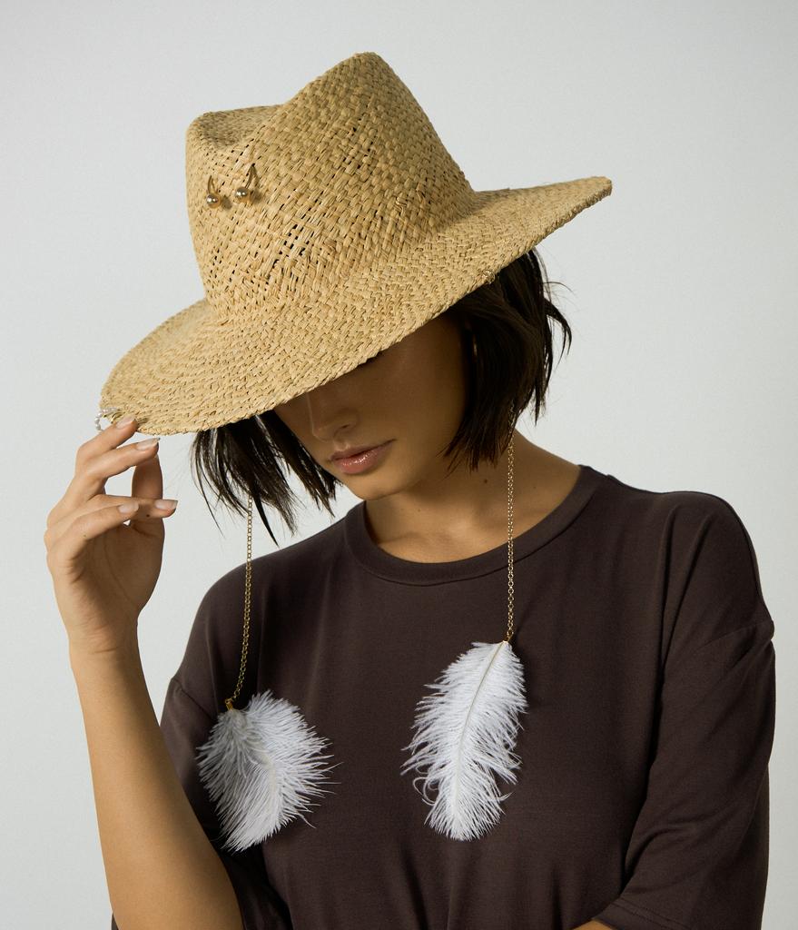 Шляпа федора FF07 из рафии с широкими полями/белые перья