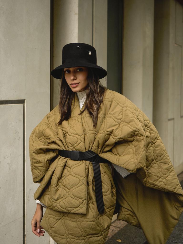 «ОДРИ» мини из фетра с декором/черный