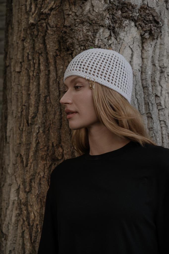 Кроше ручной работы из хлопка с пирсингом/белый