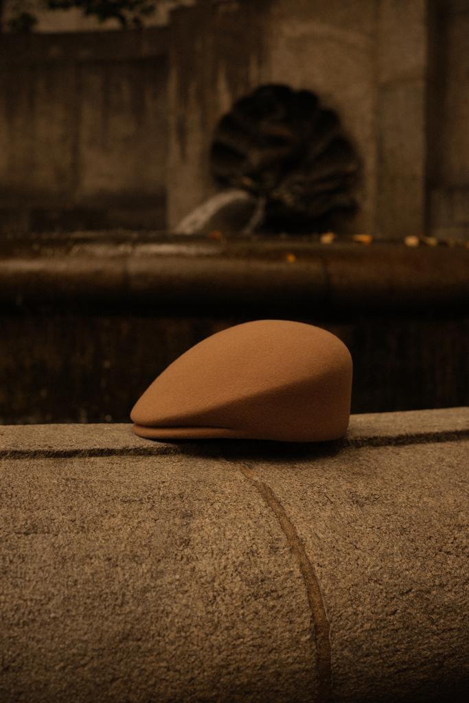 Кепи «ФЕЛТОПИЯ»-«FELTOPIA»/кэмэл