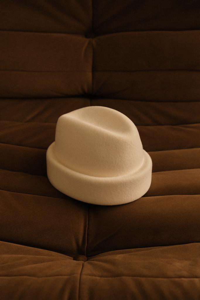 Шляпа «ПОНЧ»-«PONCH»/пломбир