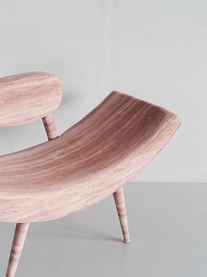 Кресло "LOUBOUTIN"