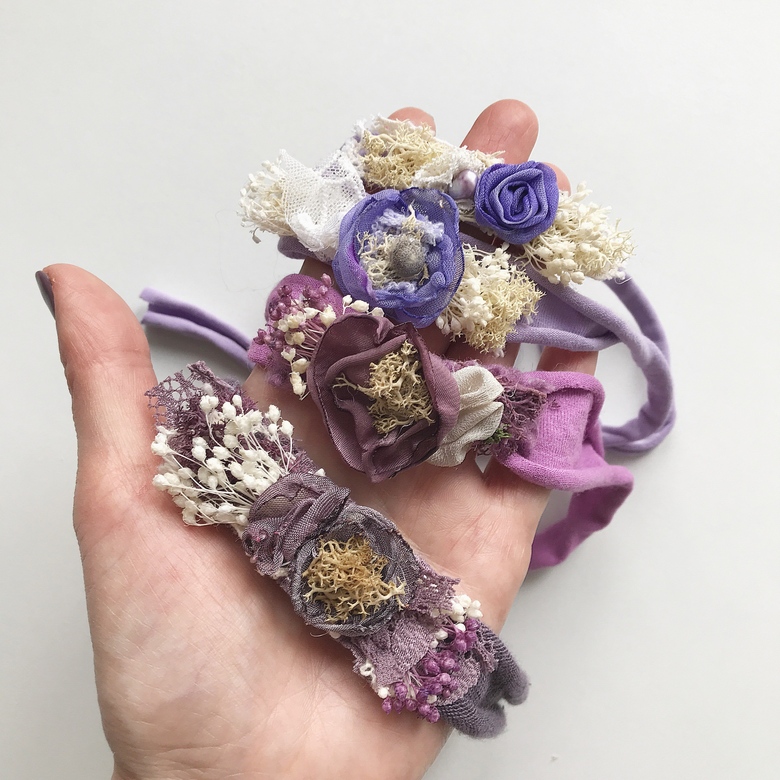Повязочки на лиловой основе