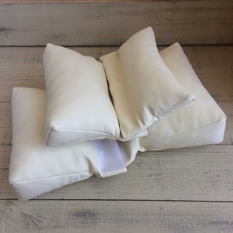 Набор из 4-х позеров с треугольными вставками