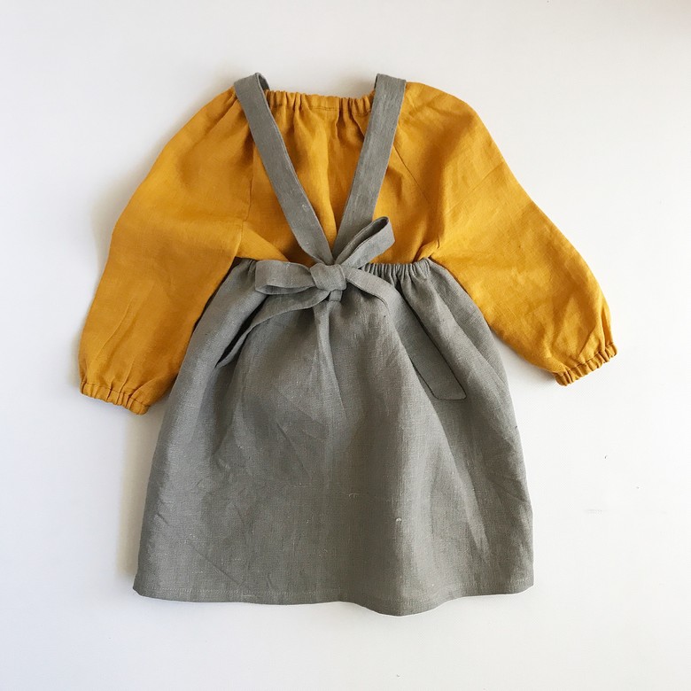 Льняной комплект: сарафан светло-серого цвета + горчичная кофточка / 3-4 years