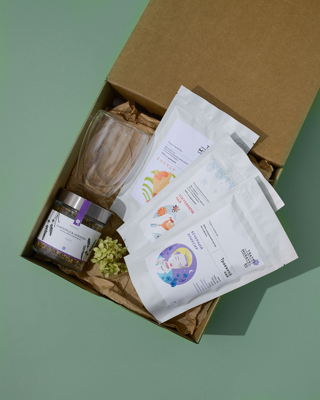 Подарочная коробка "Травки-муравки"