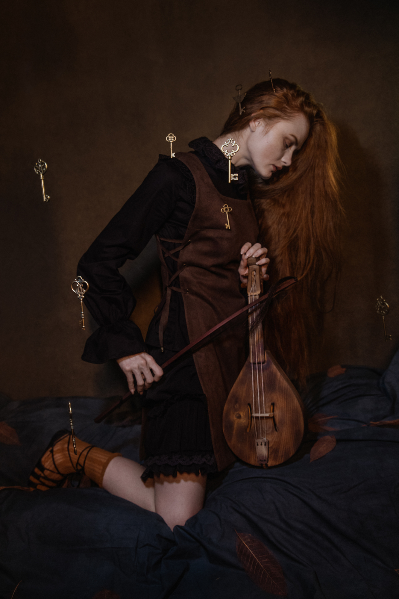 Накидка-сюрко Фрейя из экозамши