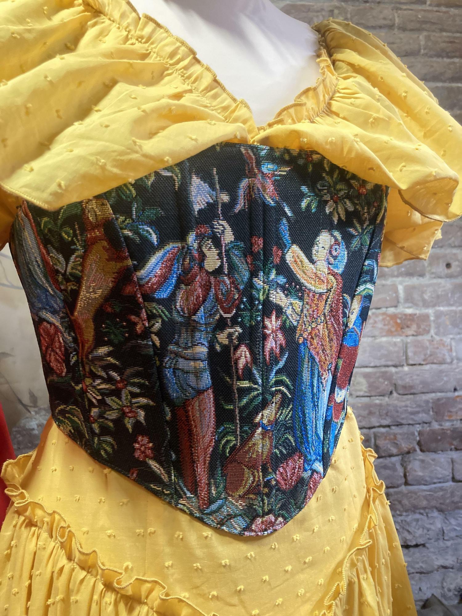 Корсет гобеленовый Средневековье