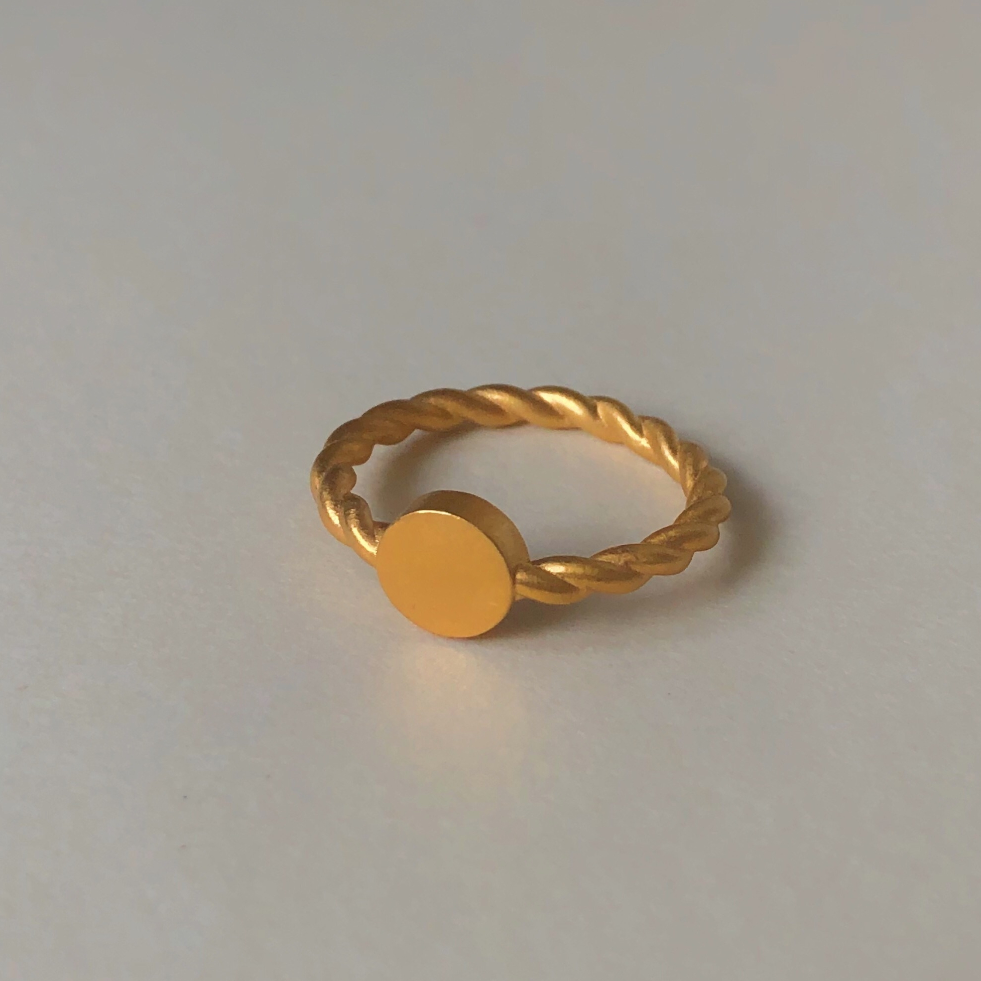 Кольцо Диск - желтое золото