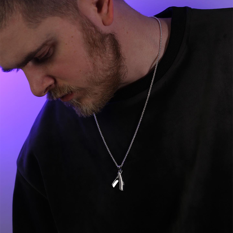 Кулон "Бритва"