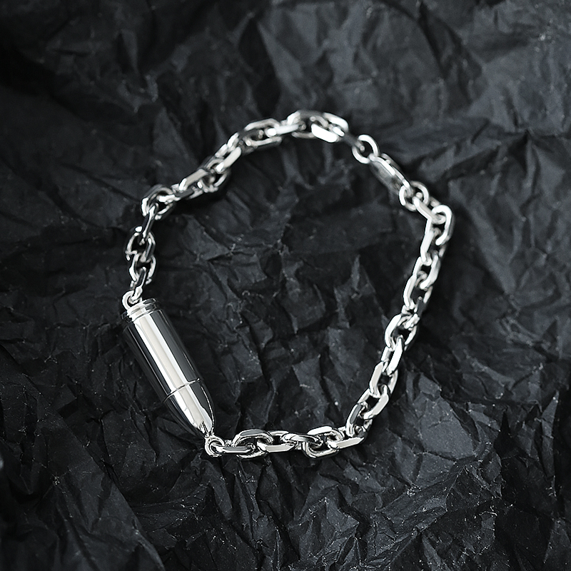 Браслет с патроном