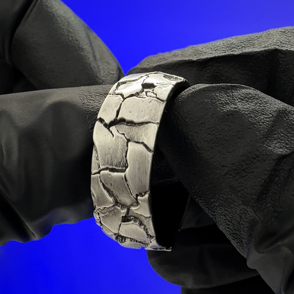 Кольцо "Глубина" с вашей гравировкой